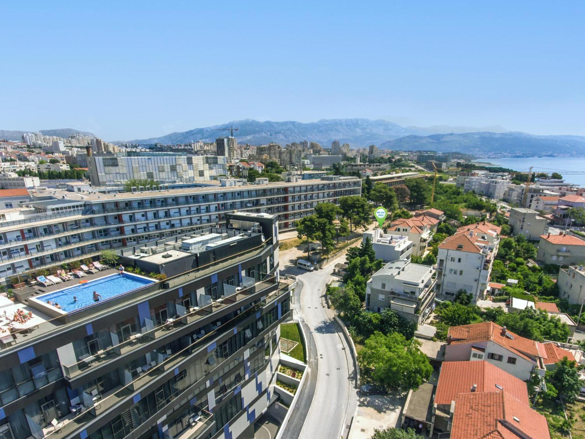 Apartment With Terrace And Free Parking - Beach Nearby Split Dış mekan fotoğraf