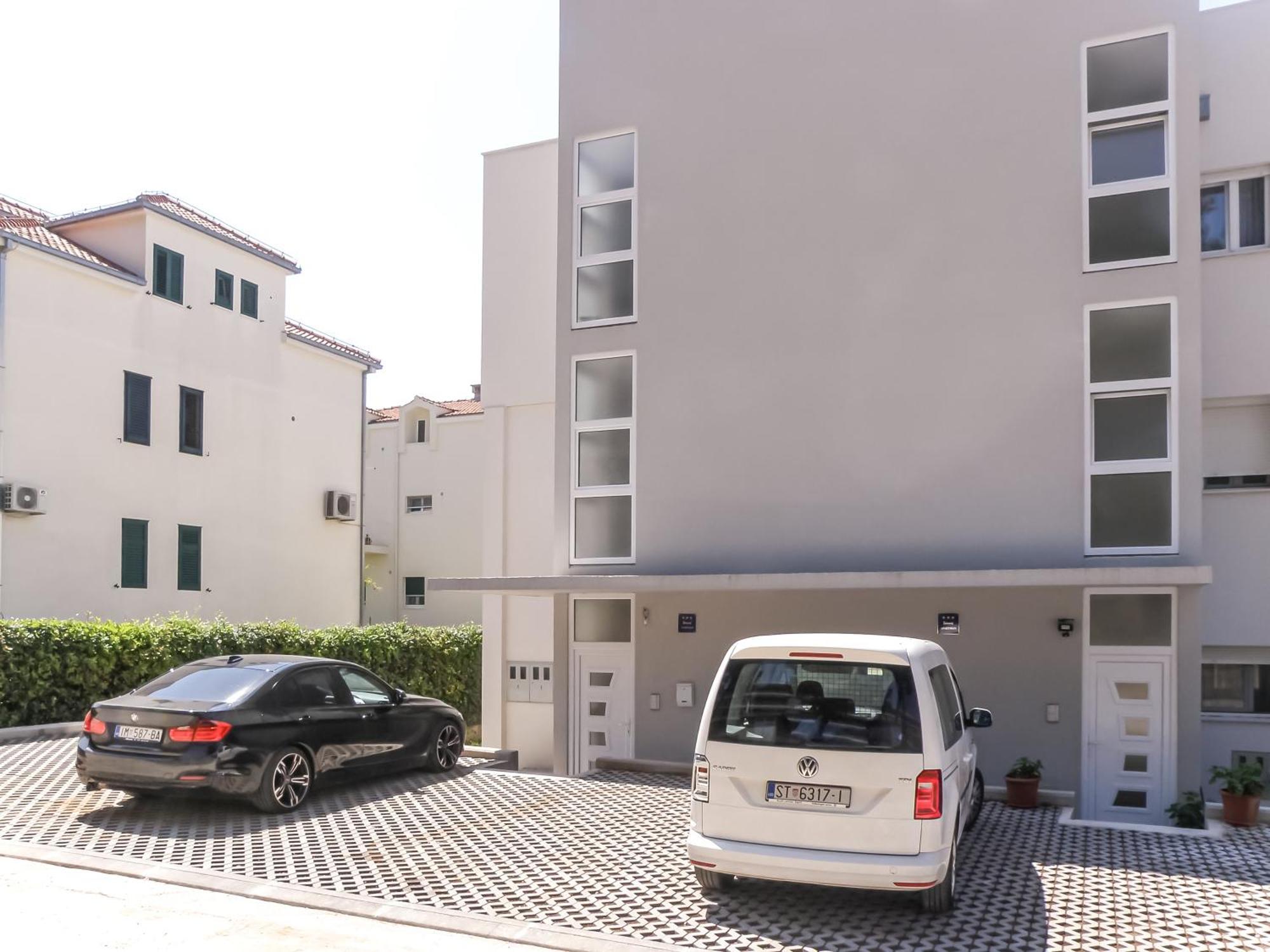 Apartment With Terrace And Free Parking - Beach Nearby Split Dış mekan fotoğraf